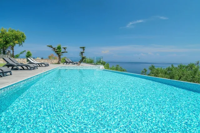 Hotellbilder av Kymothoe Elite Suites - nummer 1 av 91