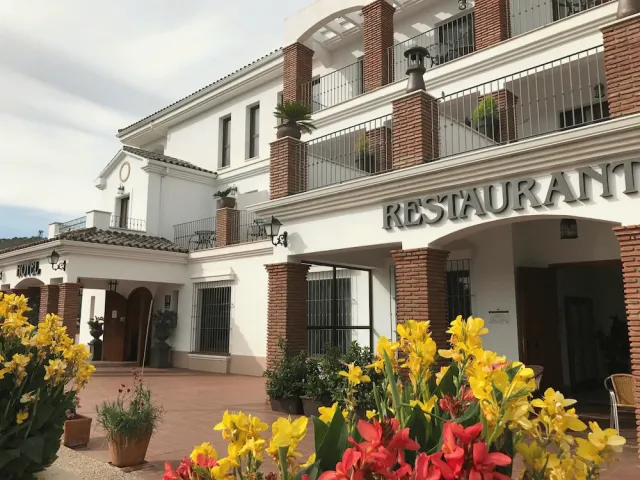 Billede av hotellet Hotel Los Dólmenes - nummer 1 af 45