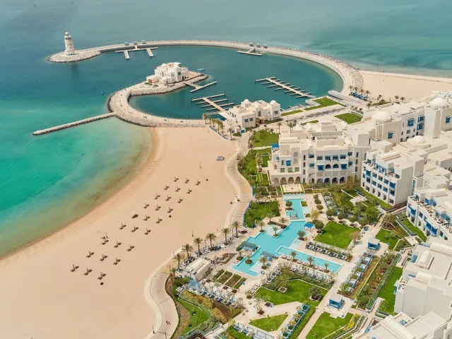 Hotellbilder av Hilton Salwa Beach Resort & Villas - nummer 1 av 100