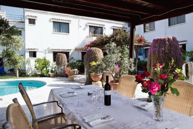 Billede av hotellet Room-one Bedroom Apartment in Paphos - nummer 1 af 10
