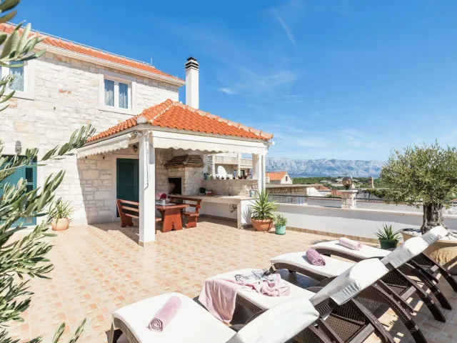 Hotellbilder av Luxurious Villa in Selca With Pool - nummer 1 av 32