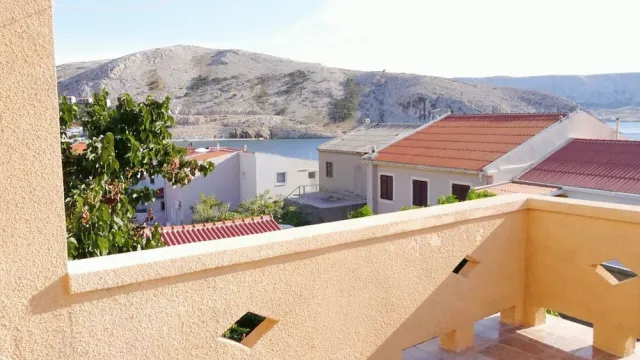 Billede av hotellet Cozy 1 Bedroom Apartment With sea View - nummer 1 af 17