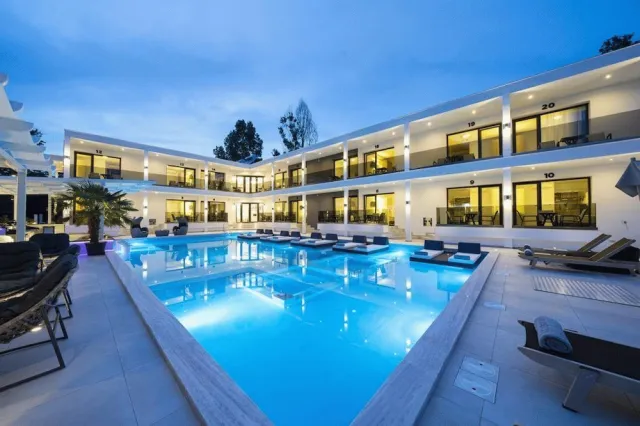 Billede av hotellet Avaton Luxury Resort - nummer 1 af 34