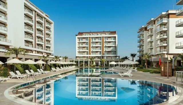 Billede av hotellet EHA Park - nummer 1 af 61