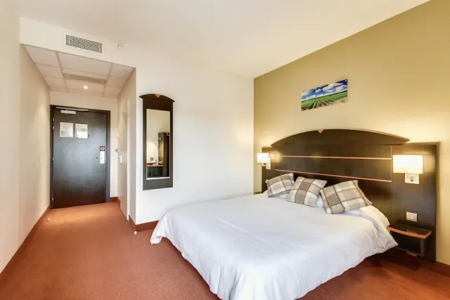 Hotellbilder av Hôtel Restaurant AKENA Bordeaux La Brède - nummer 1 av 24