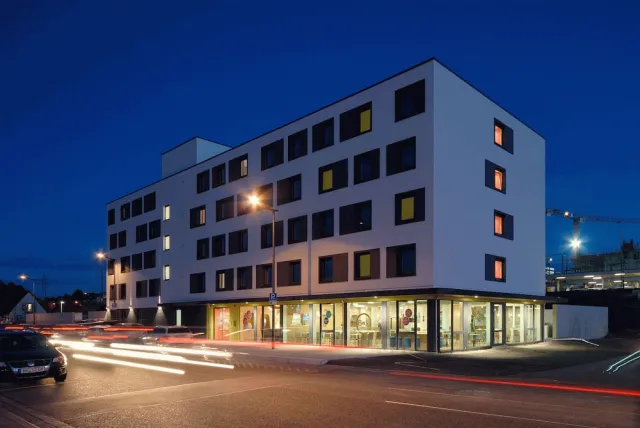 Hotellbilder av B&B Hotel Böblingen - nummer 1 av 25