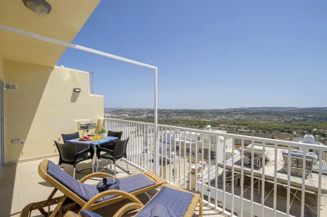 Hotellikuva Summer Breeze with Panoramic terrace by Getaways Malta - numero 1 / 35