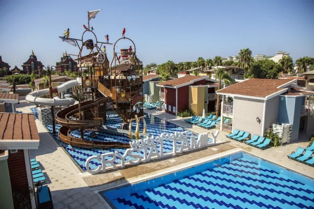 Billede av hotellet Crystal Club World of Colours - - nummer 1 af 36