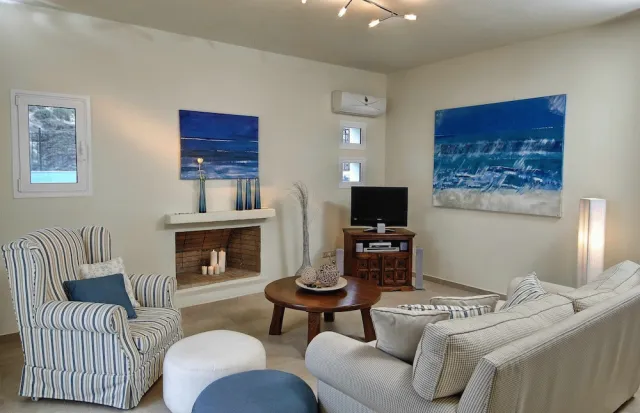 Hotellbilder av Villa Ouranos our Dream in Blue and Cream With Seaview and Pool - nummer 1 av 29