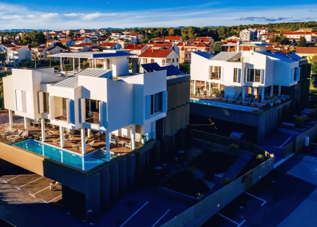 Billede av hotellet Dedaj Resort - Villa Almaro - nummer 1 af 100