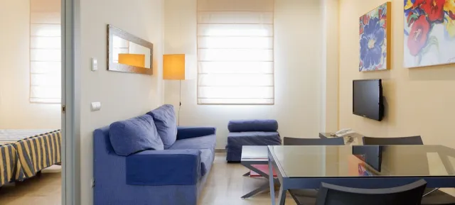 Hotellbilder av Apartamentos Vértice Sevilla Aljarafe - nummer 1 av 41