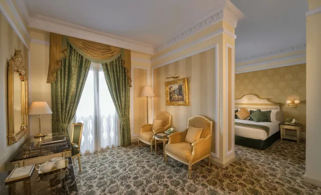 Billede av hotellet Royal Rose Abu Dhabi, a Curio by Hilton Affiliated Hotel - nummer 1 af 10