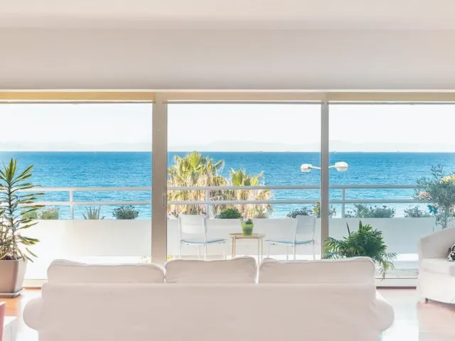 Hotellbilder av Amazing Beach Apt Panoramic View Next to Marina Alimos - nummer 1 av 22