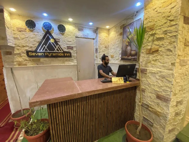 Billede av hotellet Seven Pyramids Inn - nummer 1 af 10