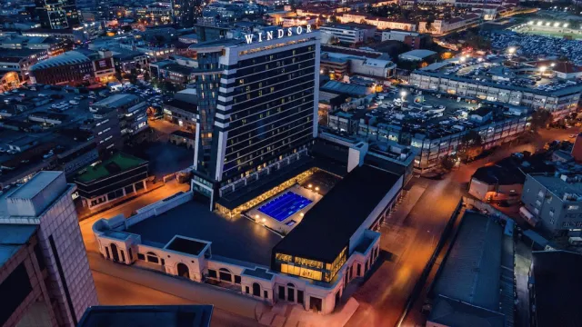 Billede av hotellet Windsor Hotel & Convention Center - nummer 1 af 100