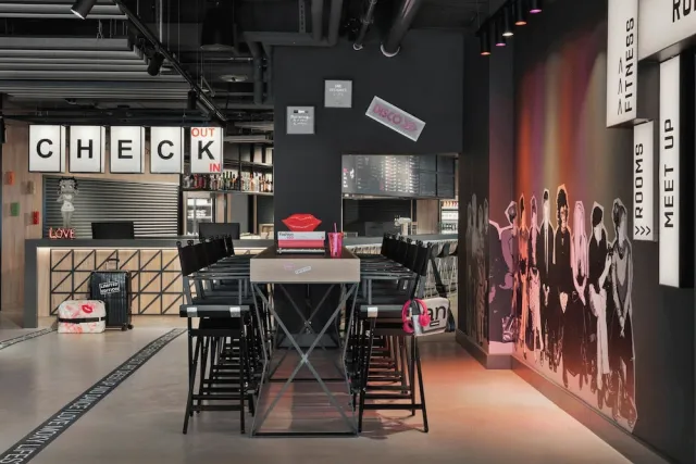 Billede av hotellet Moxy Duesseldorf City - nummer 1 af 52