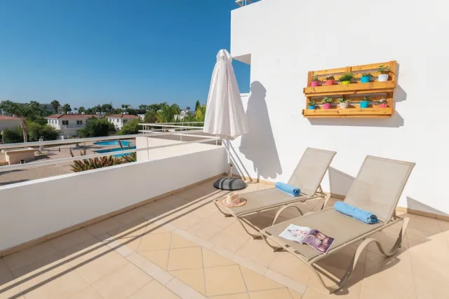 Billede av hotellet Narcissos 'Nissi Beach' apartment C12 - nummer 1 af 30