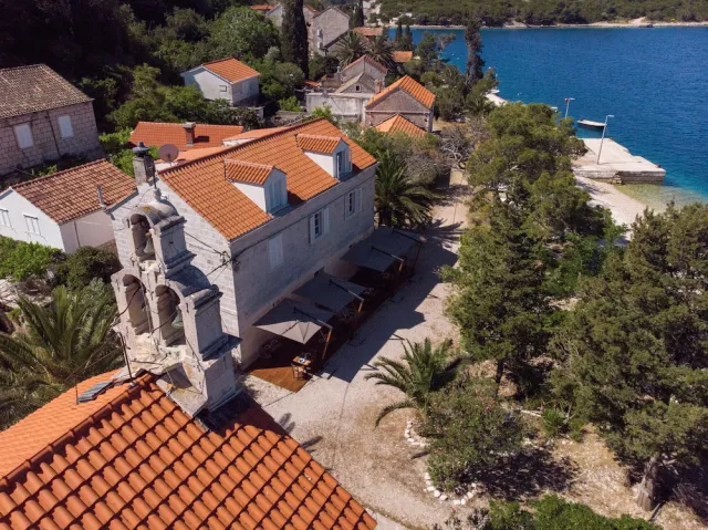 Hotellbilder av Vrnik Arts Club - nummer 1 av 30