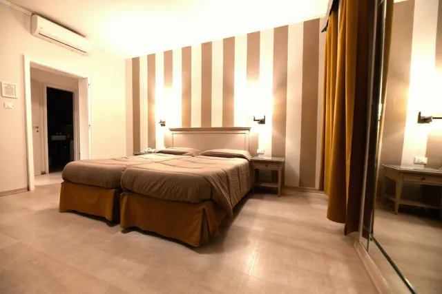 Billede av hotellet Hotel Bristol - nummer 1 af 10