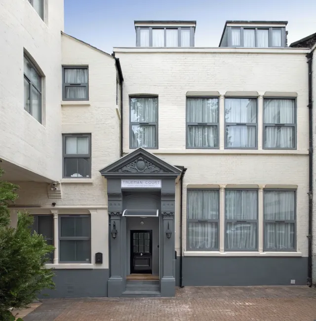 Billede av hotellet Trueman Court Luxury Serviced Apartments - nummer 1 af 100