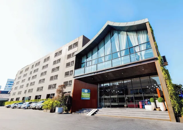 Billede av hotellet SureStay by Best Western Iconic Ari-Jatujak - nummer 1 af 10