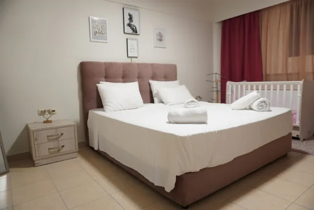 Hotellbilder av Theo & Ms Apt - 2 Beds - Garden - Parking - Wifi - nummer 1 av 16