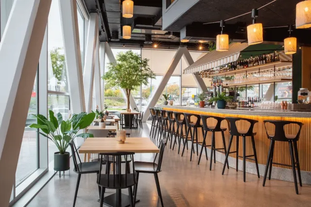 Hotellbilder av Best Western M-Treize Paris Asnieres - nummer 1 av 51