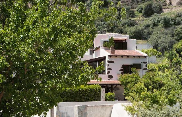 Hotellikuva Monastery Estate Mountain Retreat - numero 1 / 65
