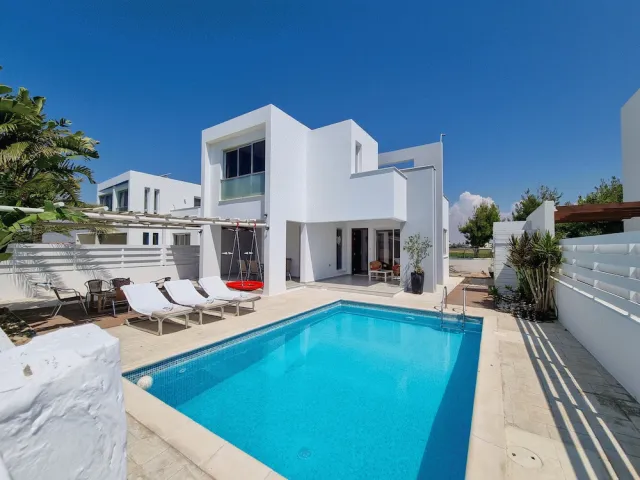 Hotellbilder av Private Pool Villa Next to the Beach - nummer 1 av 13
