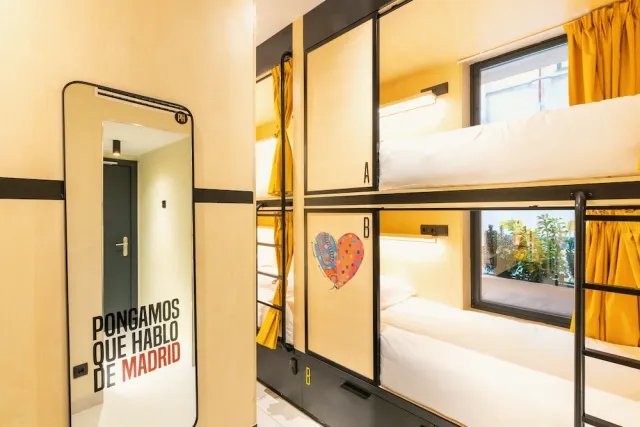 Billede av hotellet Petit Hostel Palacio Real - nummer 1 af 10