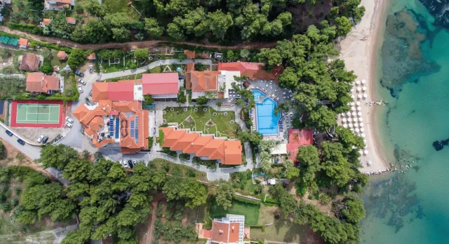 Billede av hotellet Porfi Beach Hotel - nummer 1 af 100