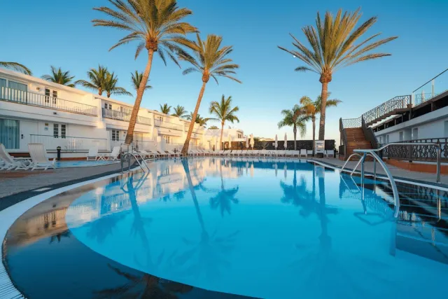 Hotellbilder av Plus Fariones Apartamentos - nummer 1 av 10