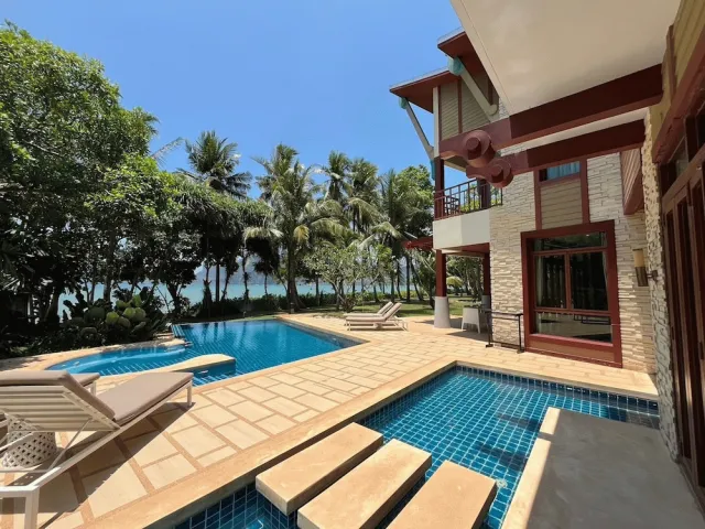 Hotellbilder av Amatapura Beach Villa 1 - nummer 1 av 31