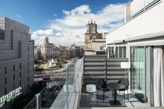Billede av hotellet Catalonia Square - nummer 1 af 82