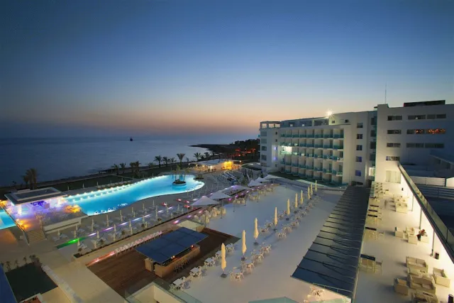 Hotellbilder av King Evelthon Beach Hotel & Resort - nummer 1 av 100