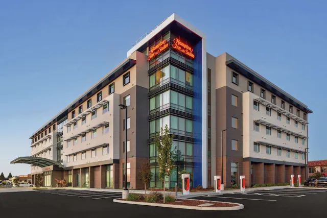 Hotellbilder av Hampton Inn & Suites San Mateo-San Francisco Airport - nummer 1 av 31