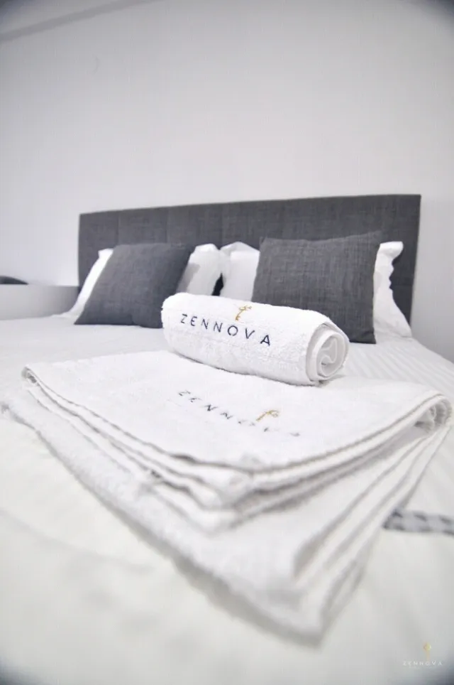 Billede av hotellet Zennova Sirene Luxury Studios - nummer 1 af 42