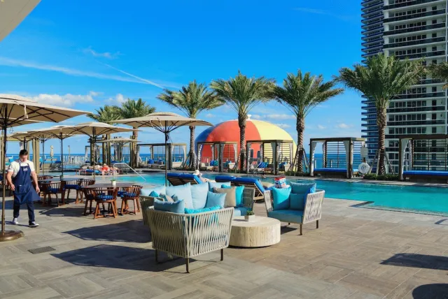 Hotellikuva Stunning Beachfront Condo with Ocean View - numero 1 / 46
