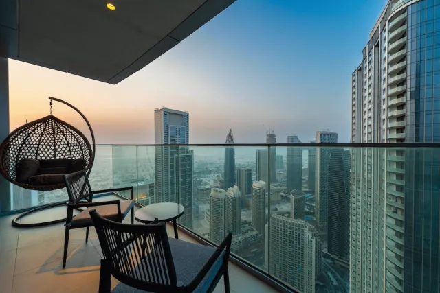 Hotellikuva Maison Privee - Ultra Chic High-Floor Apt w/ Direct Burj Khalifa & Fountains Views - numero 1 / 34