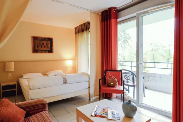 Hotellbilder av Adonis Divonne Résidence du Lac - nummer 1 av 13