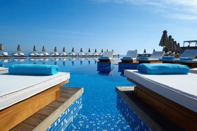 Hotellikuva The Royal Blue Resort and Spa Crete - numero 1 / 32