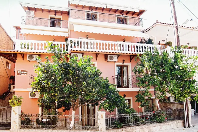 Hotellbilder av Elpida - nummer 1 av 9