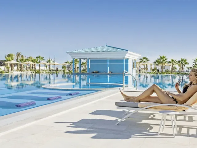 Billede av hotellet Concorde Green Park Palace - nummer 1 af 27