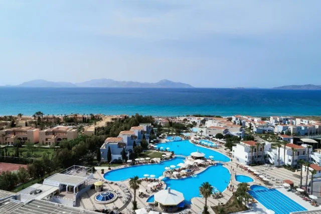 Billede av hotellet Atlantica Marmari Palace - nummer 1 af 15