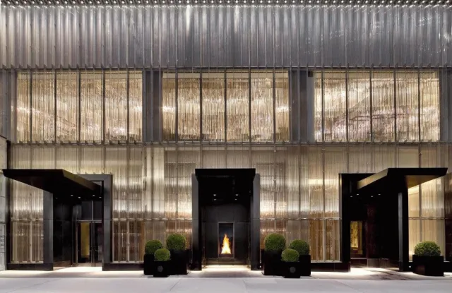 Billede av hotellet Baccarat Hotel and Residences New York - nummer 1 af 15