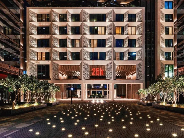 Hotellikuva 25hours Hotel Dubai One Central - numero 1 / 16