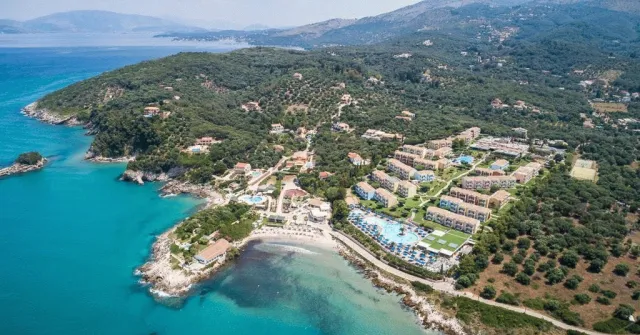 Hotellikuva Mareblue Beach Corfu Resort Hotel - numero 1 / 16