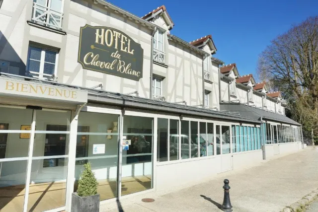 Billede av hotellet Hotel Le Cheval Blanc Marne la Vallée - nummer 1 af 14